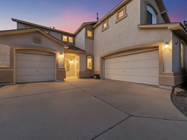 8035 Sand Springs Road NW, Albuquerque, NM 87114