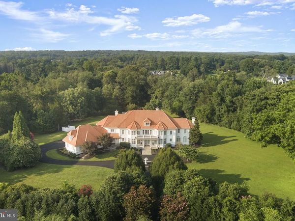 9500 GEORGETOWN PIKE, GREAT FALLS, VA 22066