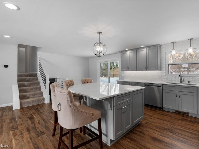 4811 Lawndale Street NW, Canton, OH 44708 Photo 6