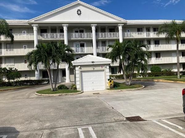 2601 Village Boulevard, Unit 406, West Palm Beach, FL 33409