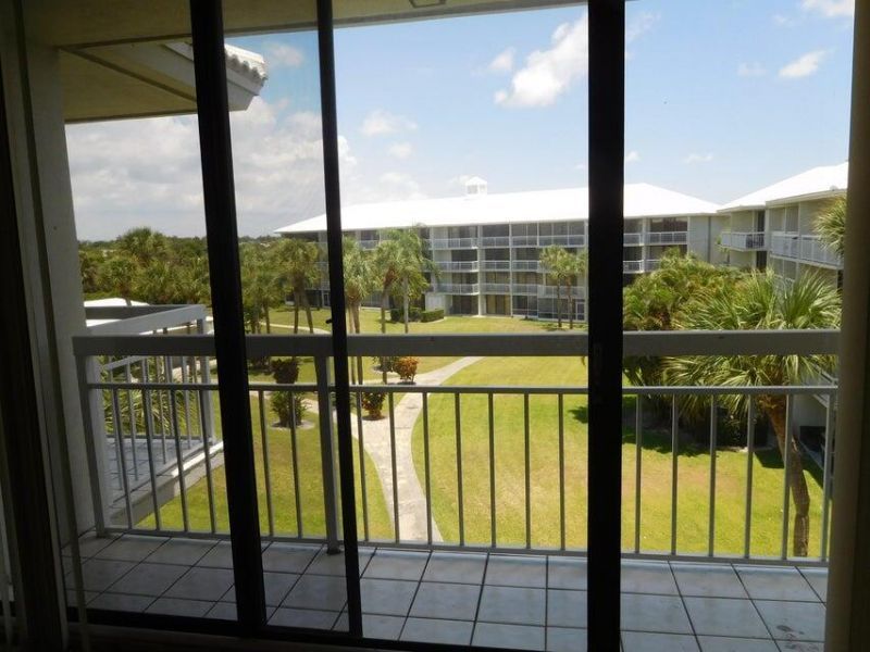 2601 Village Boulevard, Unit 406, West Palm Beach, FL 33409 Photo