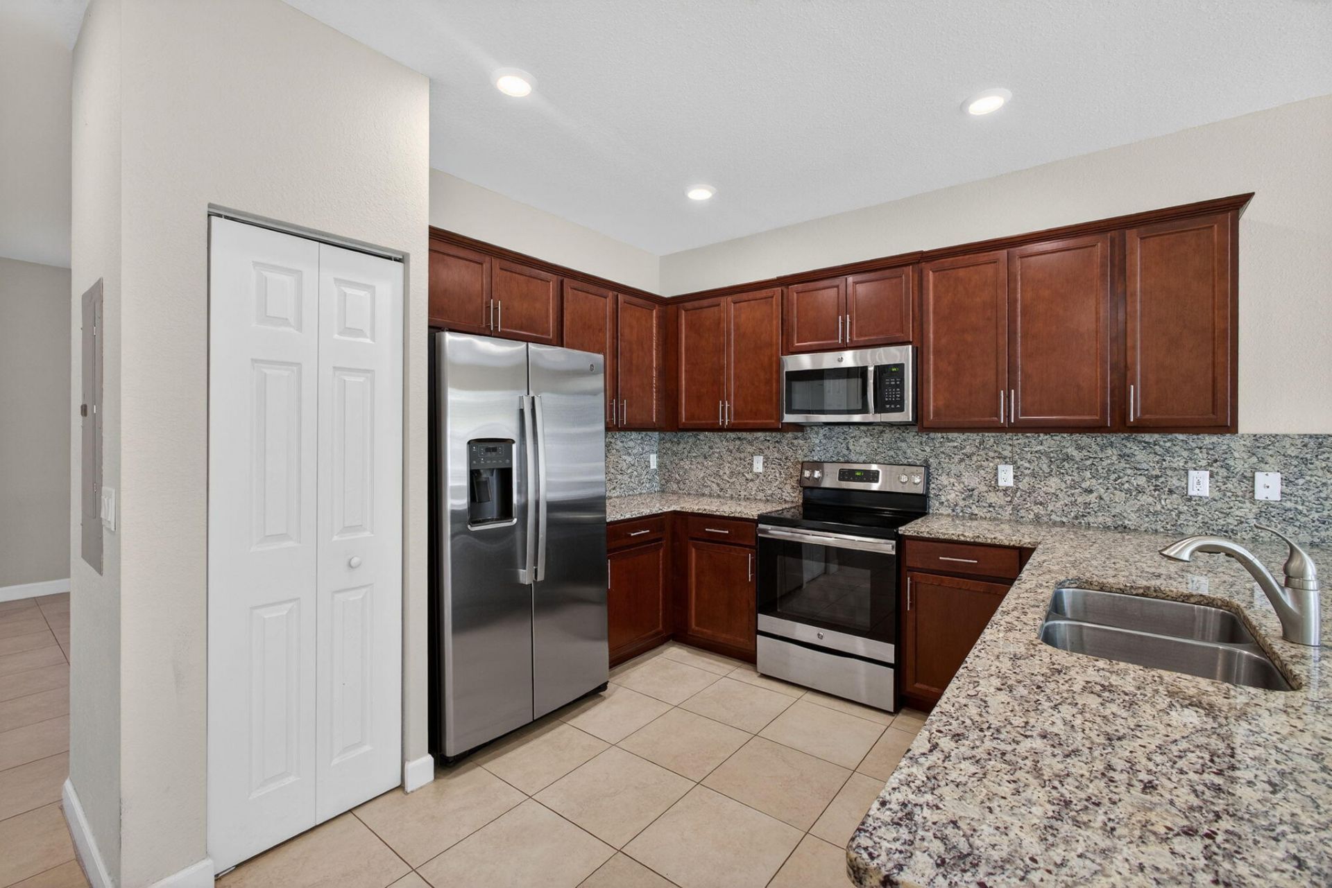 5342 Ellery Terrace, West Palm Beach, FL 33417 Photo