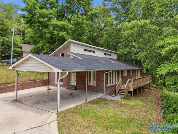 9771 Sgt Holden Lane, Athens, AL 35614