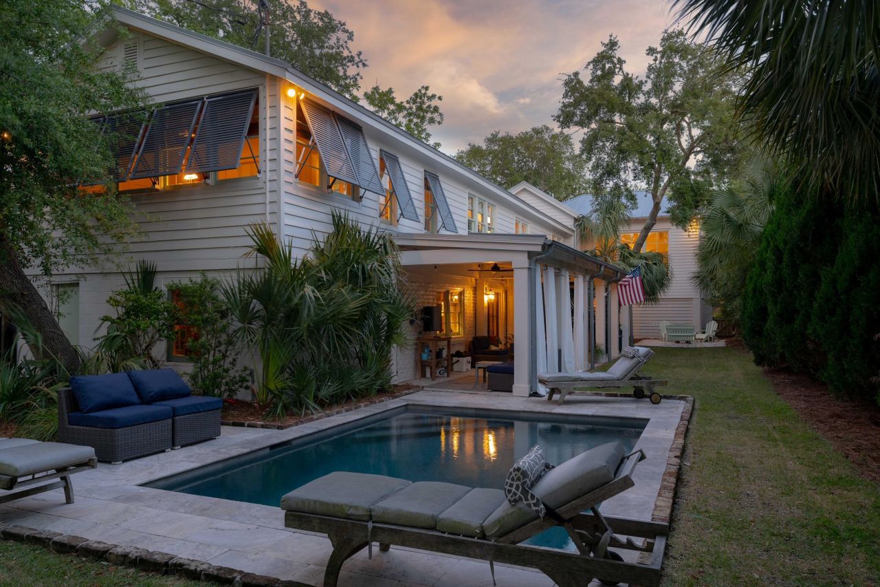 2602 Ion Avenue Photo 4