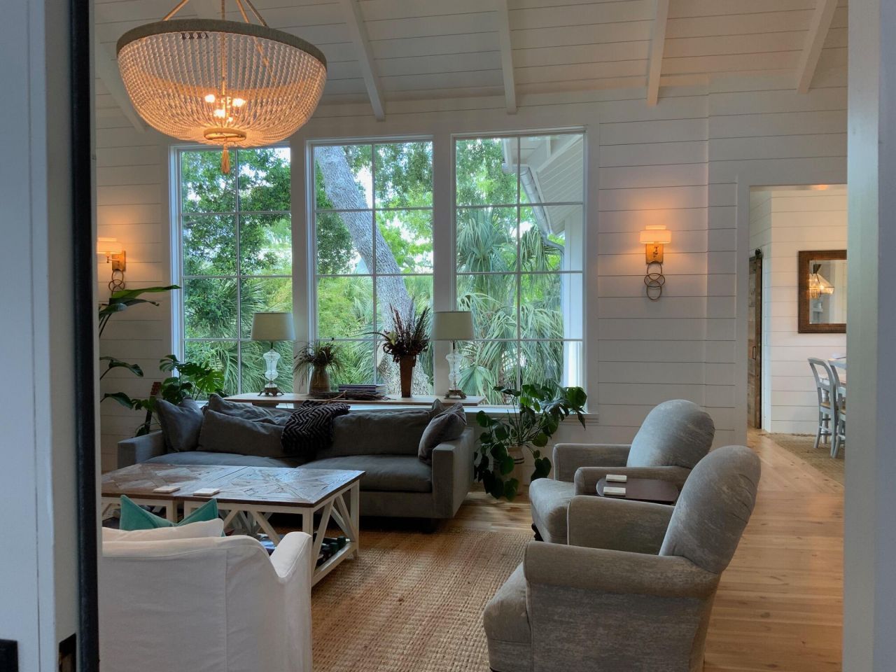 2602 Ion Avenue Photo 7