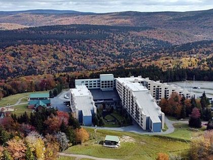 2301 Silver Creek Snowshoe, WV 26209