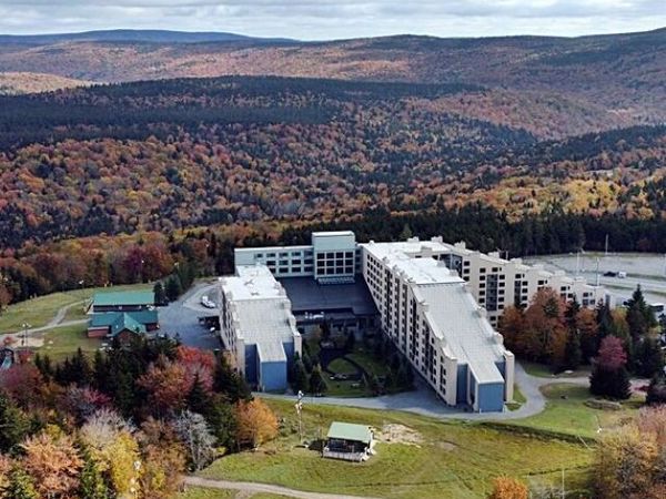 2301 Silver Creek, Snowshoe, WV 26209