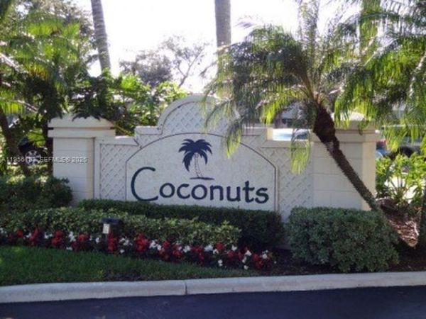 289 Duval Ct, Weston, FL 33326