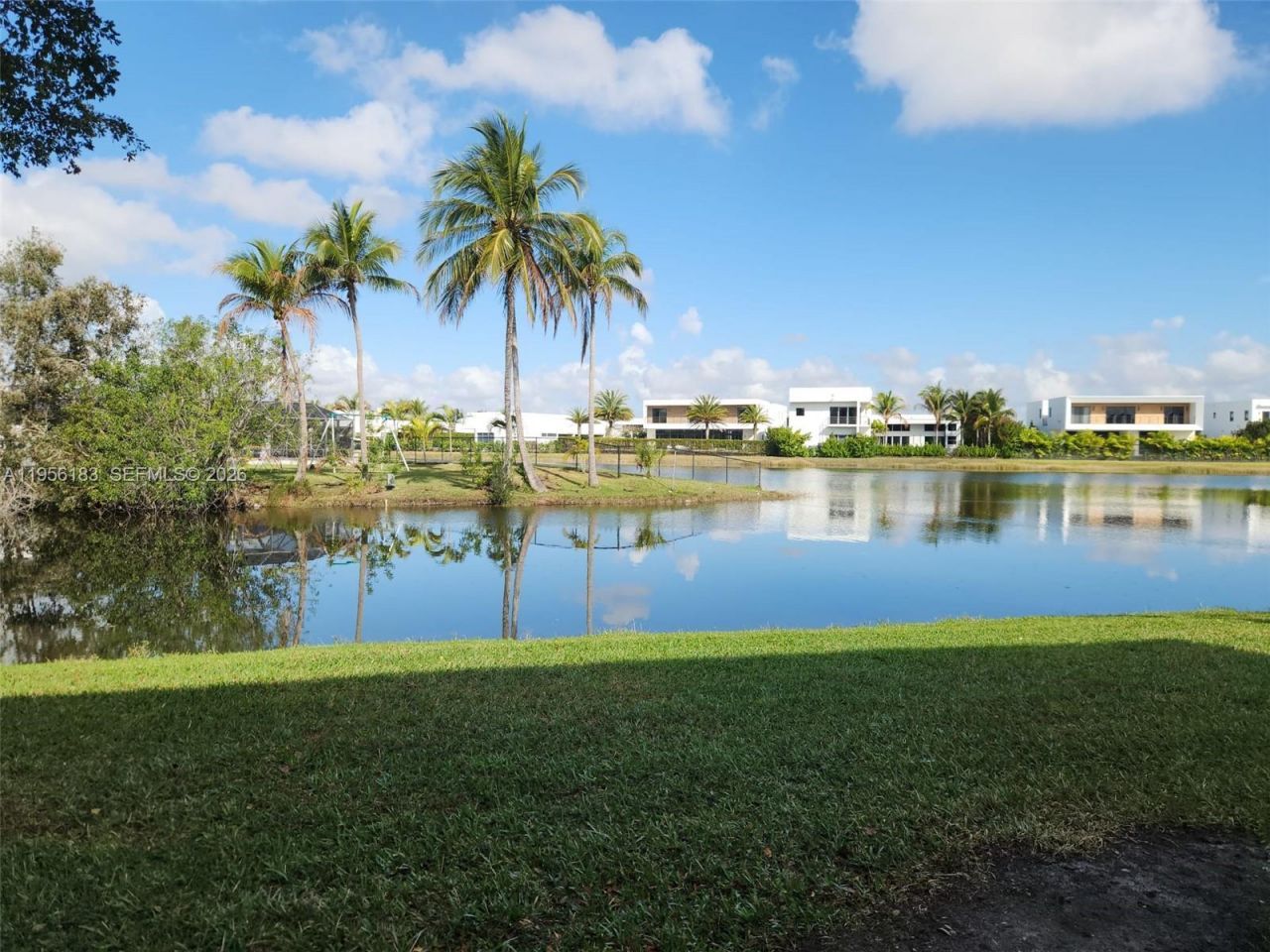 289 Duval Ct, Weston, FL 33326 Photo