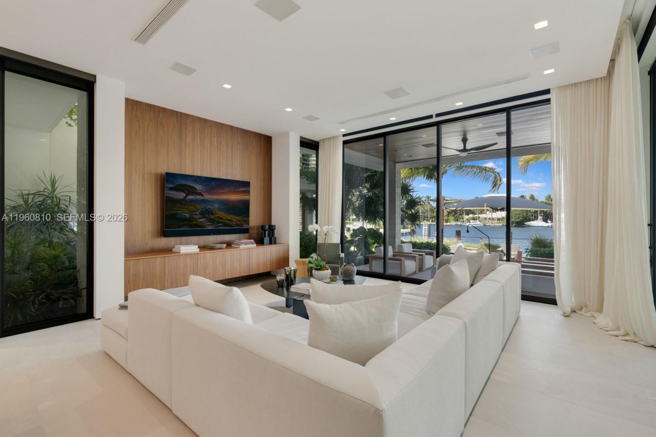 625 Reinante Ave, Coral Gables, FL 33156 Photo