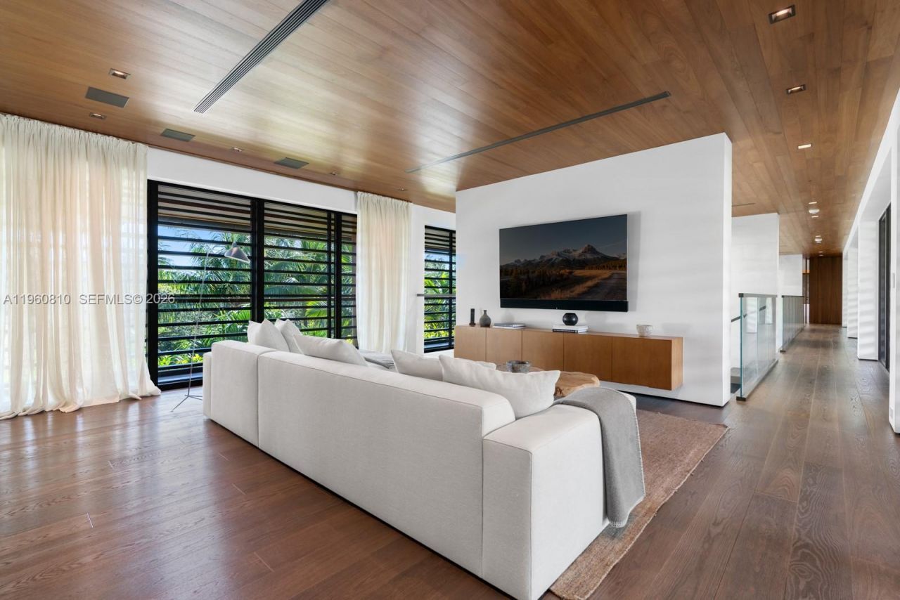 625 Reinante Ave, Coral Gables, FL 33156 Photo