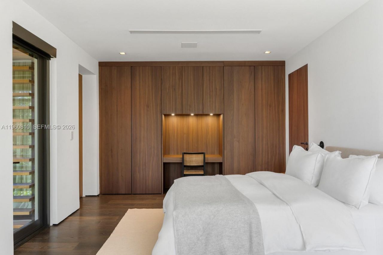 625 Reinante Ave, Coral Gables, FL 33156 Photo