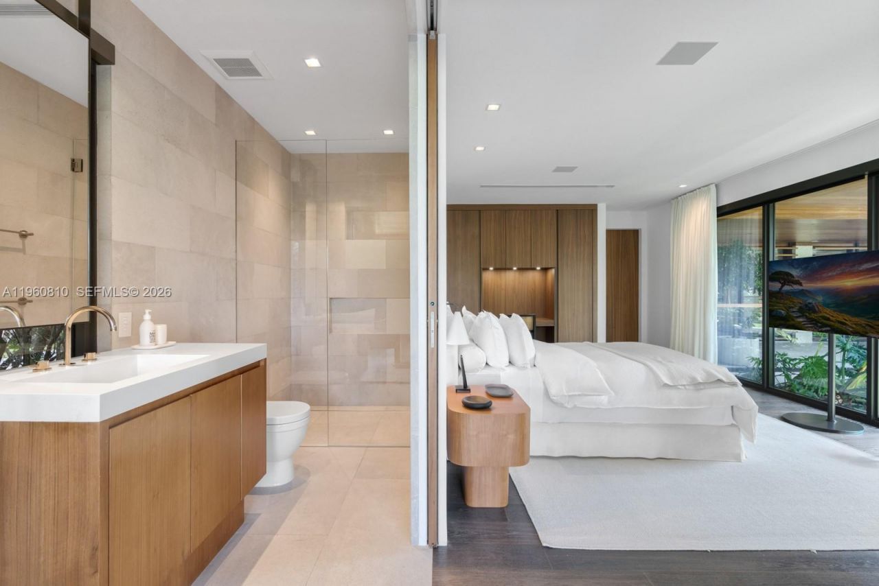 625 Reinante Ave, Coral Gables, FL 33156 Photo