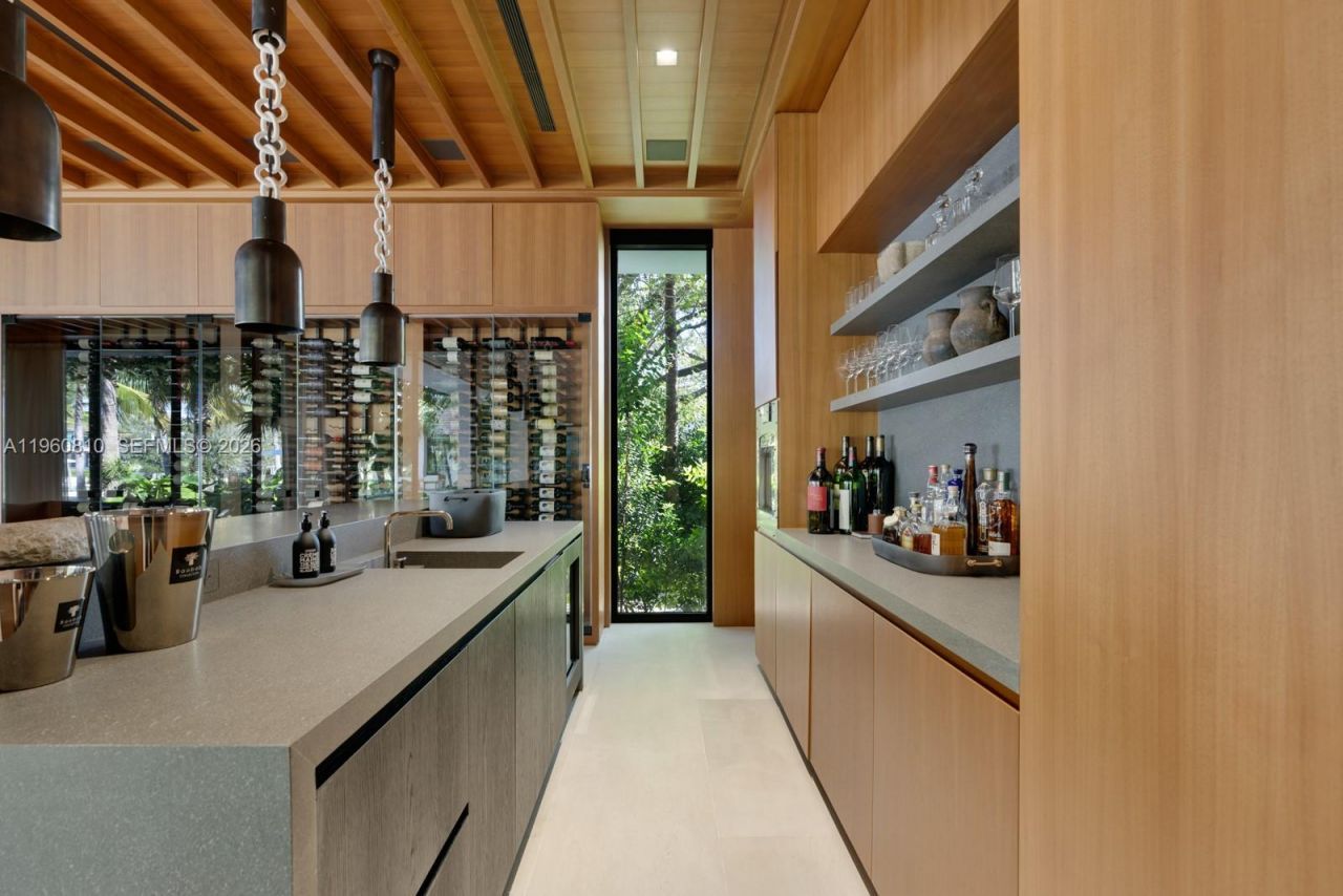 625 Reinante Ave, Coral Gables, FL 33156 Photo