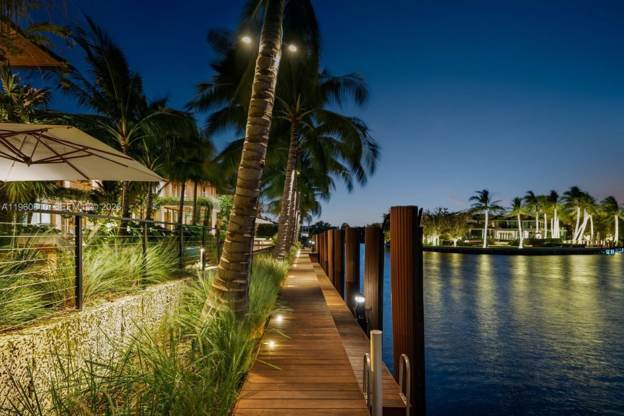 625 Reinante Ave, Coral Gables, FL 33156 Photo