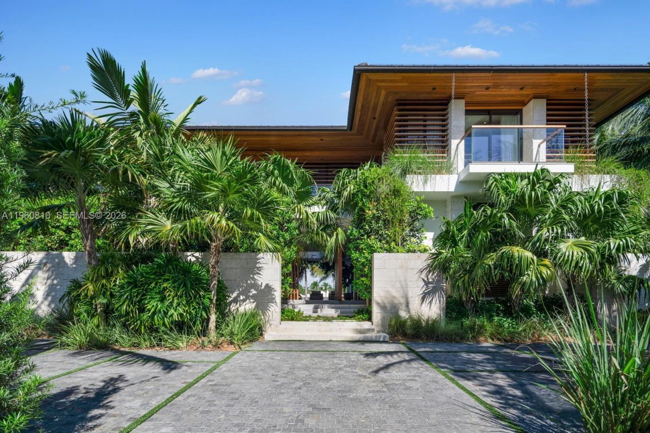 625 Reinante Ave, Coral Gables, FL 33156 Photo