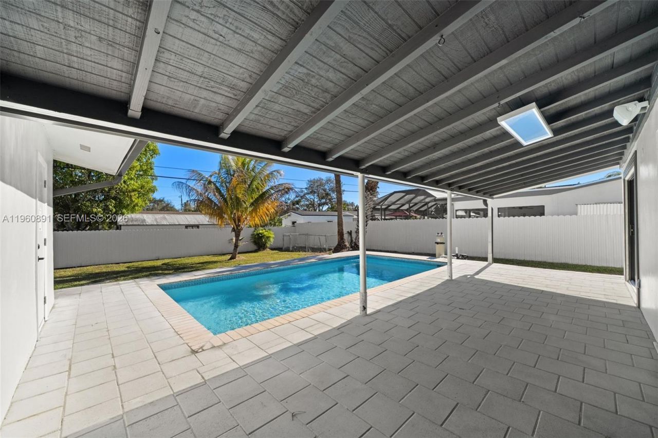 19335 Franjo Rd , Cutler Bay, FL 33157 Photo