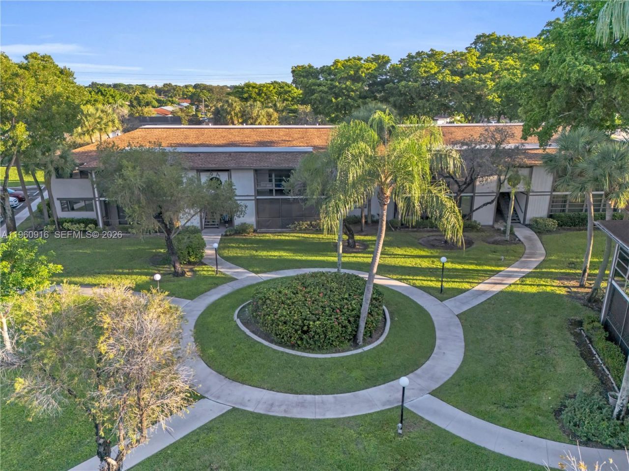 9415 W Mcnab Rd, Unit 204, Tamarac, FL 33321 Photo