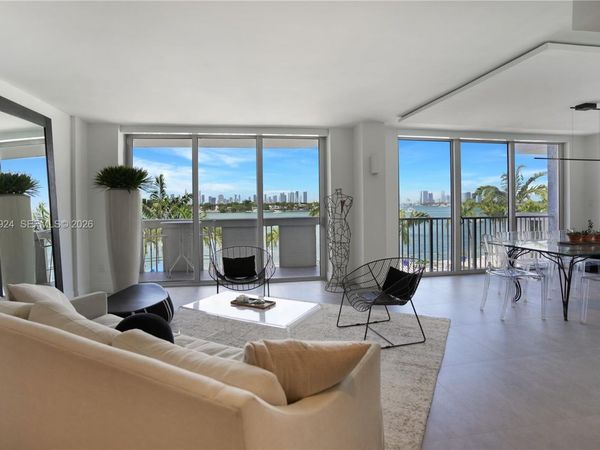800 West Ave, Unit 421, Miami Beach, FL 33139