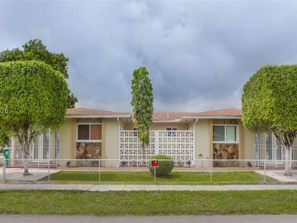 2656 SW 31st Ct , Unit 2654, Miami, FL 33133