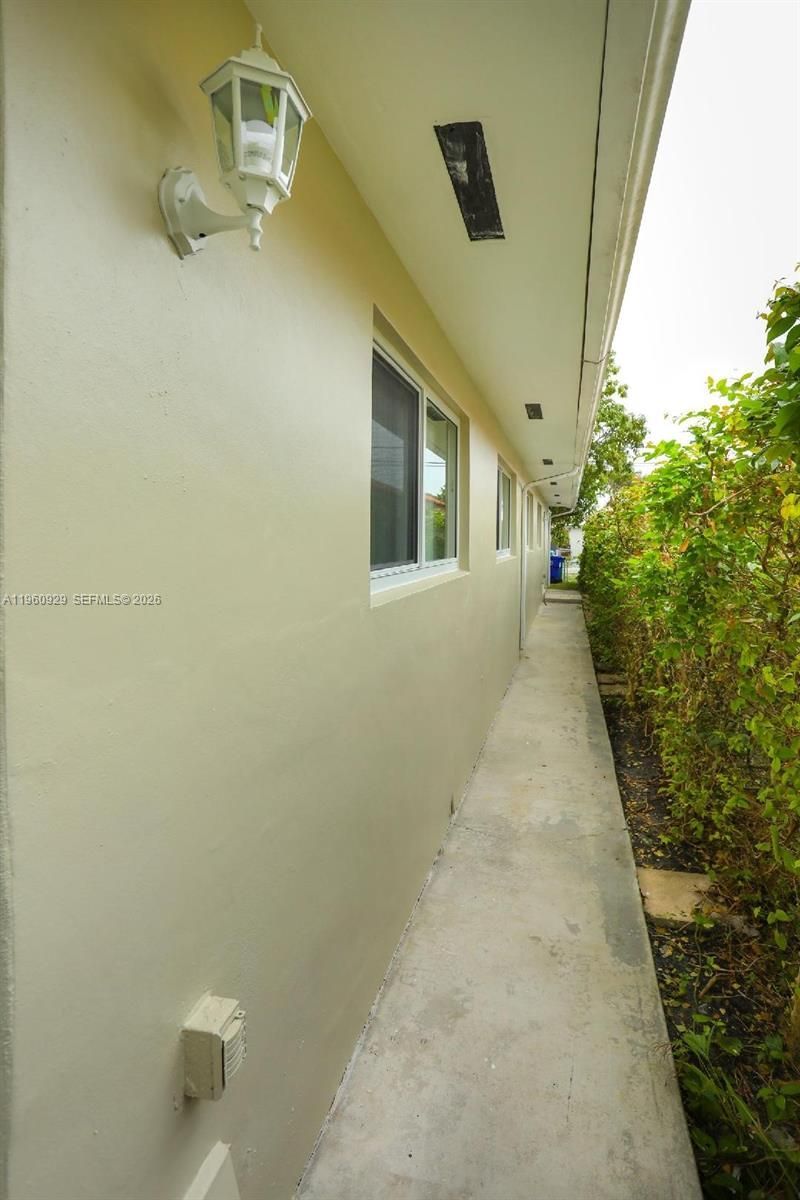 2656 SW 31st Ct, Unit 2656, Miami, FL 33133 Photo