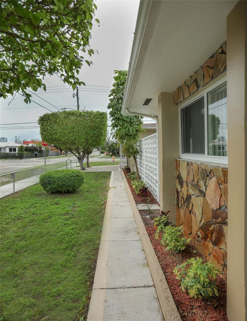 2656 SW 31st Ct, Unit 2656, Miami, FL 33133 Photo