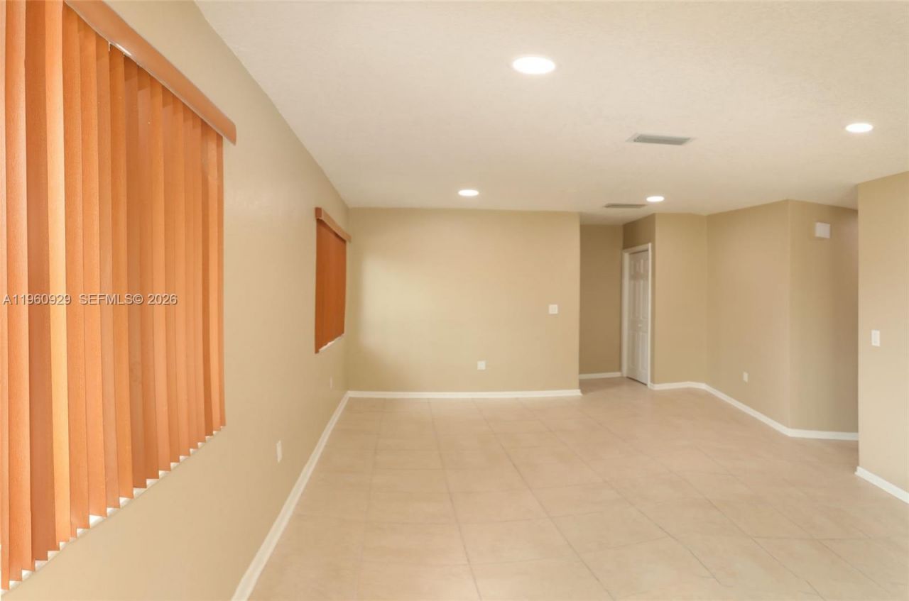 2656 SW 31st Ct, Unit 2656, Miami, FL 33133 Photo