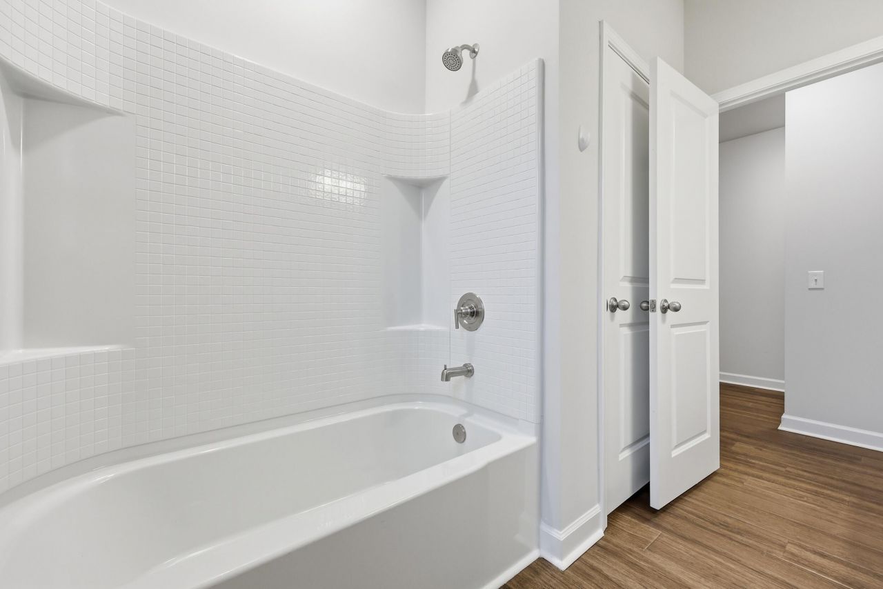 3160 Safe Harbor Way Photo 19