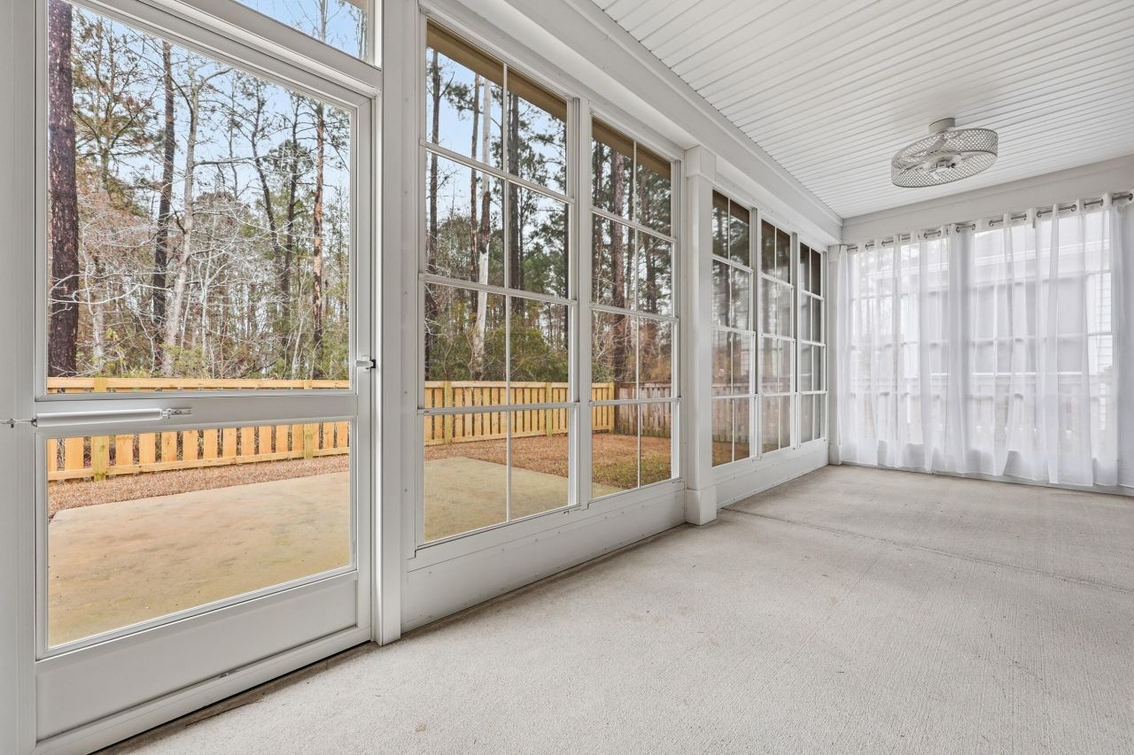 3160 Safe Harbor Way Photo 24