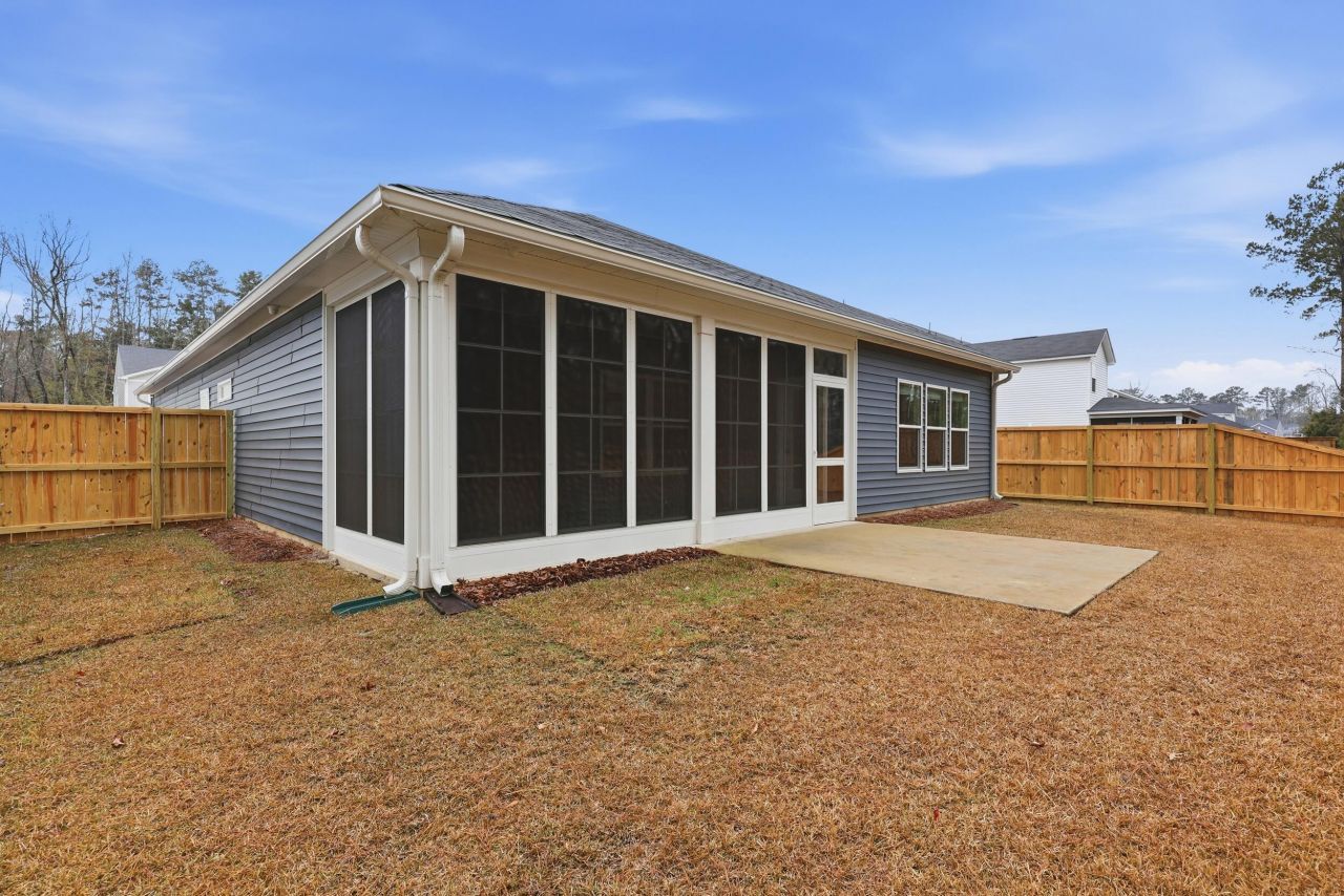 3160 Safe Harbor Way Photo 25