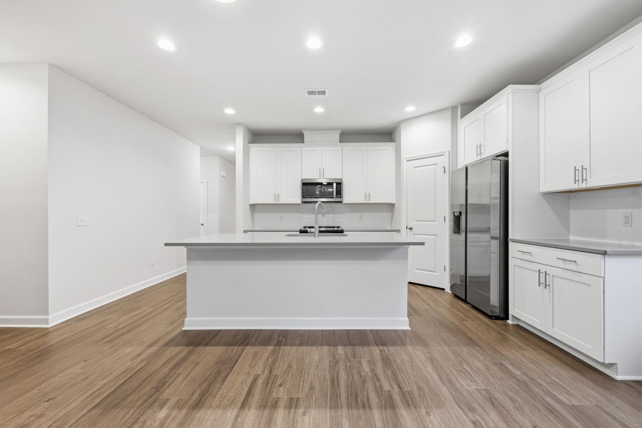 3160 Safe Harbor Way Photo 9