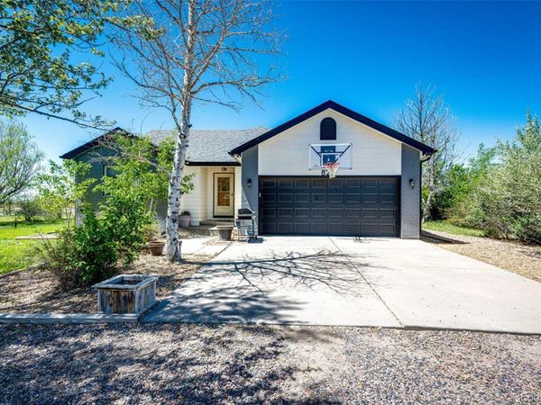 825 Cherokee Street, Strasburg, CO 80136