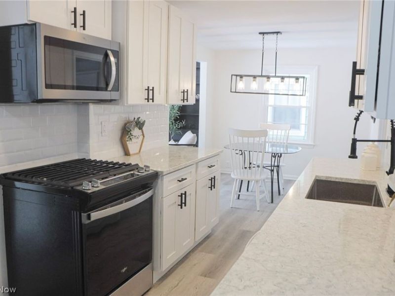 4059 Monticello Boulevard, Cleveland Heights, OH 44121 Photo 12