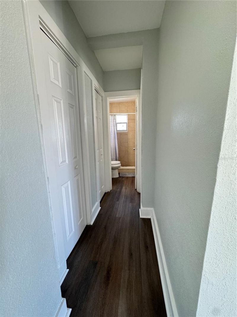 3927 6th Street S, Saint Petersburg, FL 33705 Photo