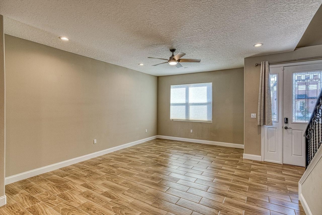 6592 Taxiway Circle, Orlando, FL 32822 Photo