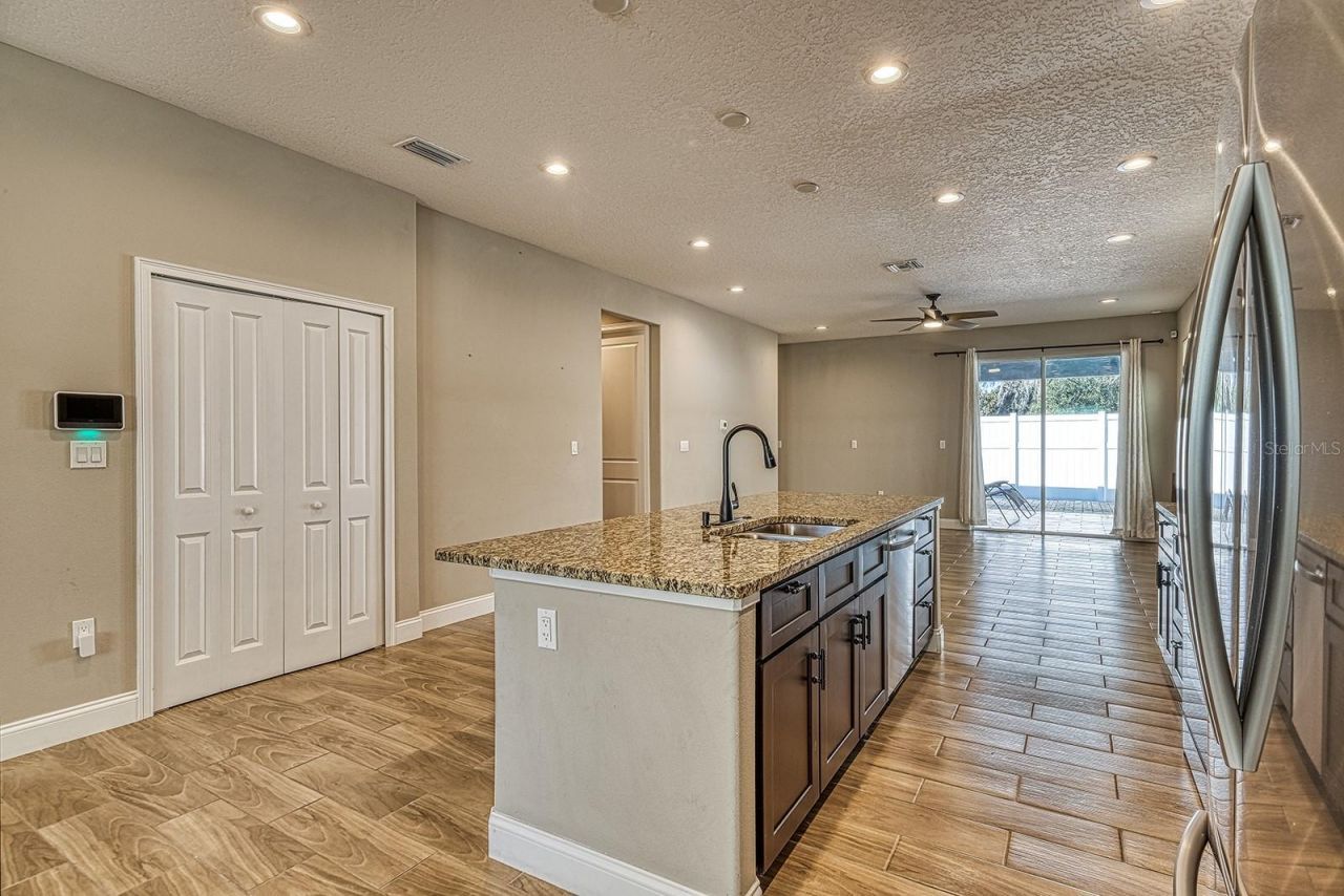 6592 Taxiway Circle, Orlando, FL 32822 Photo