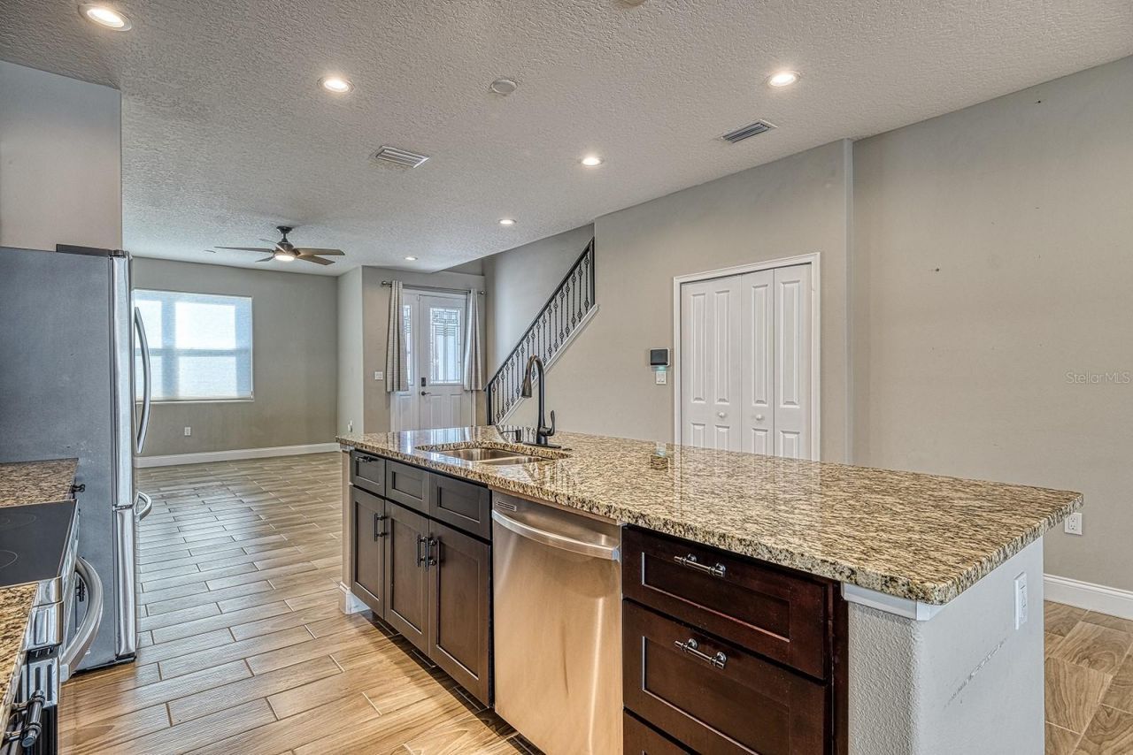 6592 Taxiway Circle, Orlando, FL 32822 Photo