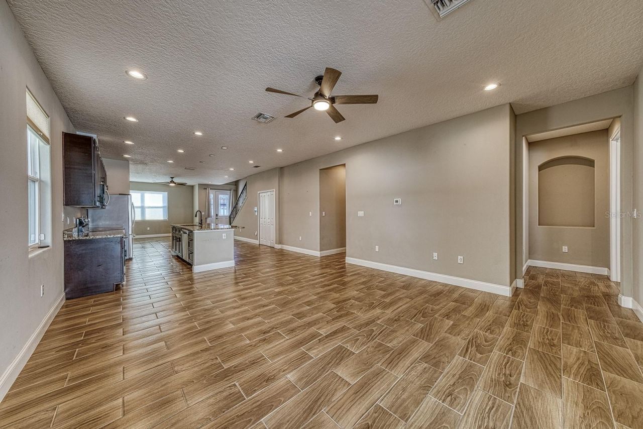 6592 Taxiway Circle, Orlando, FL 32822 Photo