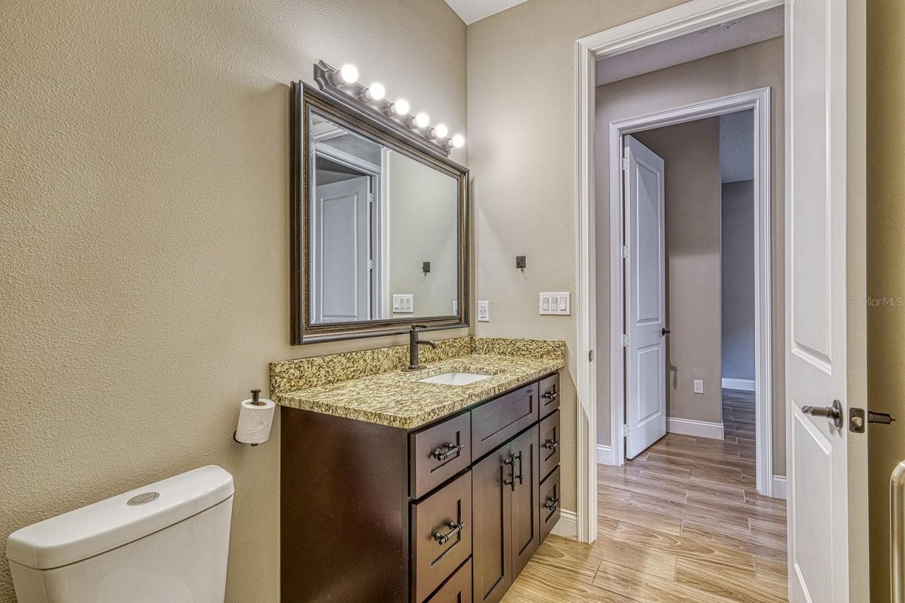 6592 Taxiway Circle, Orlando, FL 32822 Photo