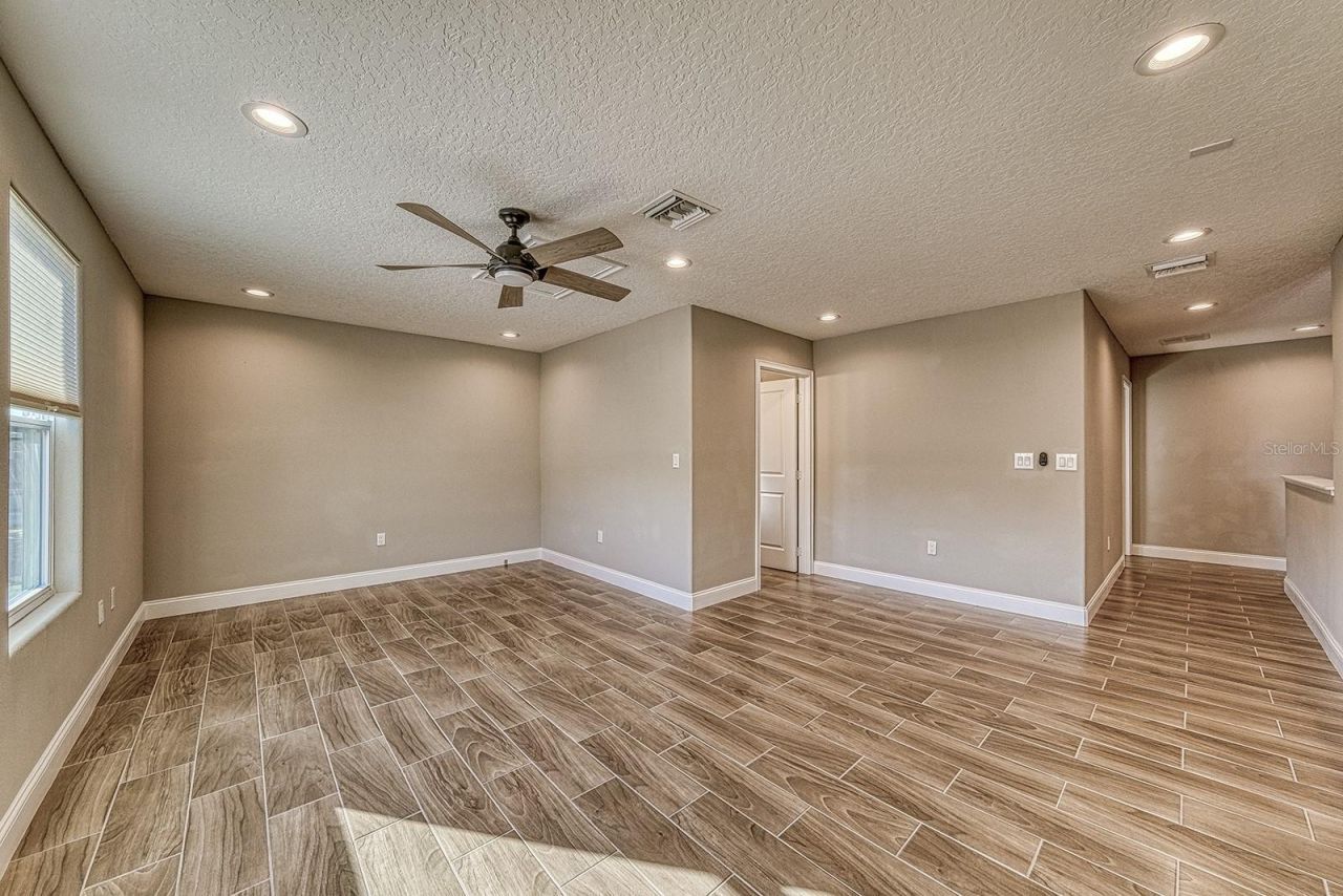 6592 Taxiway Circle, Orlando, FL 32822 Photo