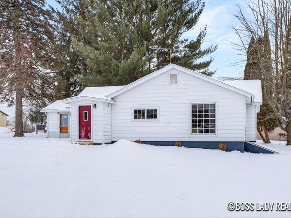 204 S Grove Street, Stanton, MI 48888