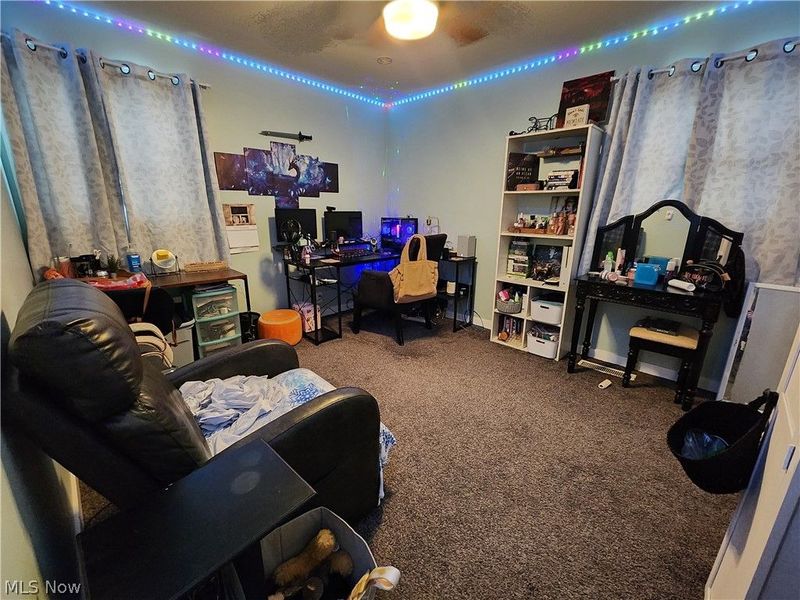 2563 Chestnut Street, Girard, OH 44420 Photo 11