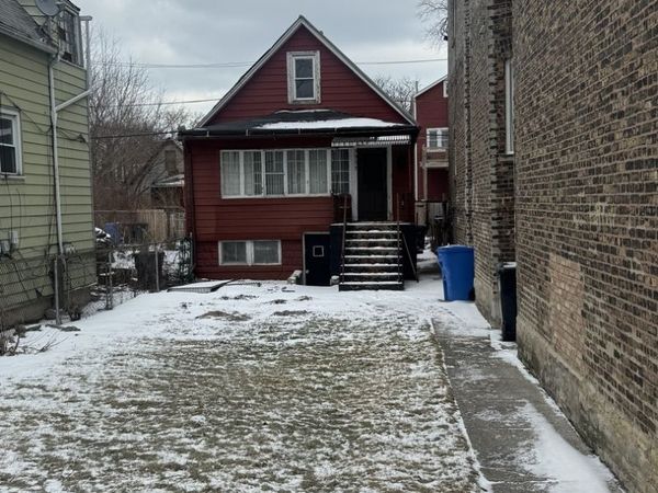 5935 S Racine Avenue, Chicago, IL 60636