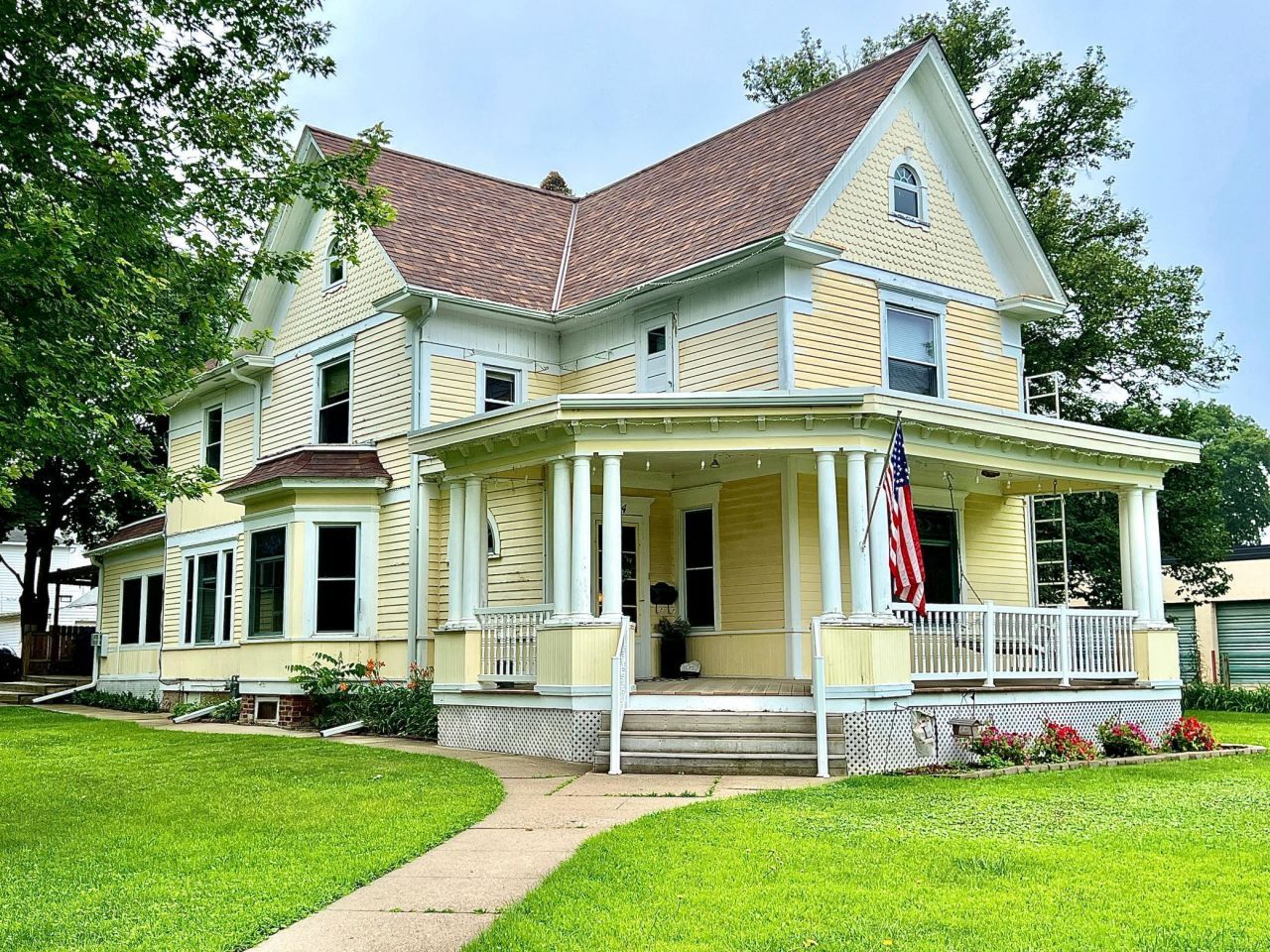 324 Monroe Avenue, Ortonville, MN 56278 Main Photo