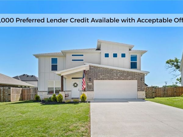 571 Stoneseed Street, Centerton, AR 72719