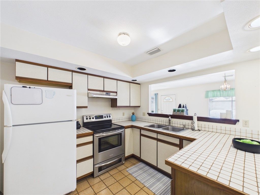 649 Benedictine Terrace, Sebastian, FL 32958 Photo