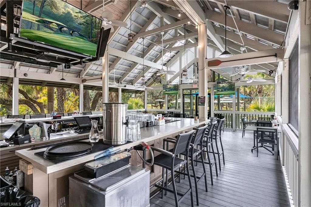 3841 River Point Dr, Fort Myers, FL 33905 Photo