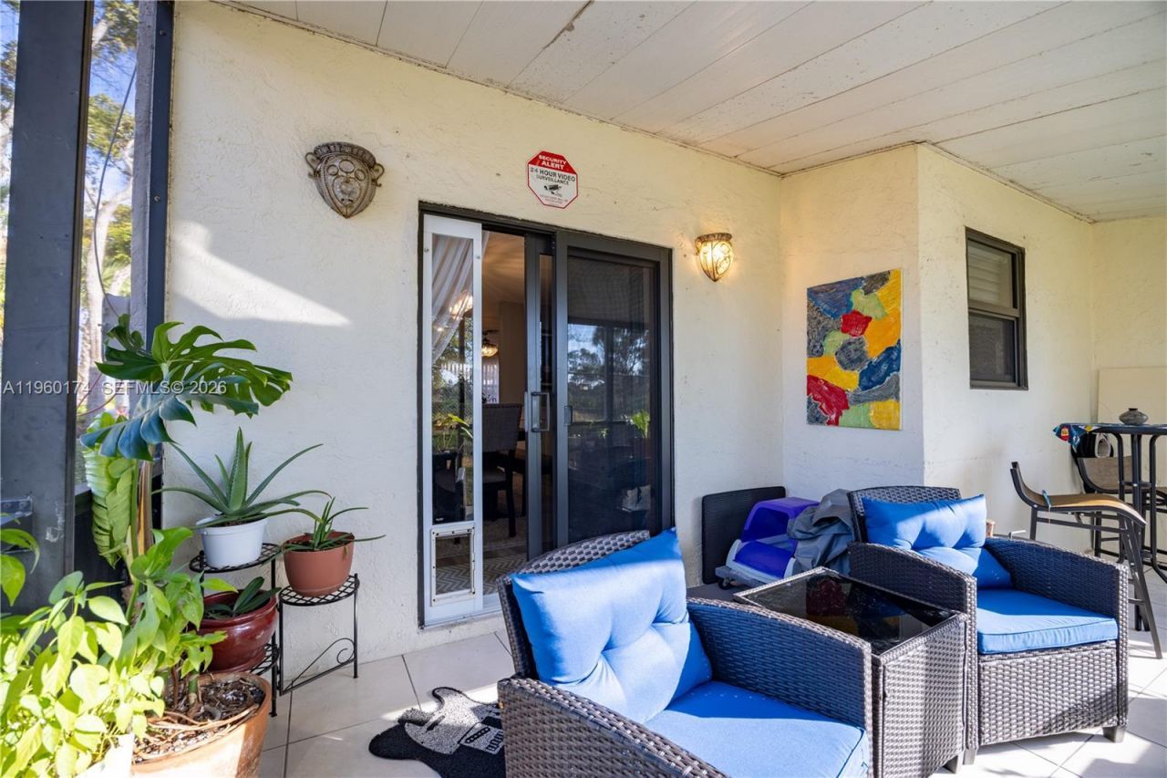 898 NW 47th St, Deerfield Beach, FL 33064 Photo