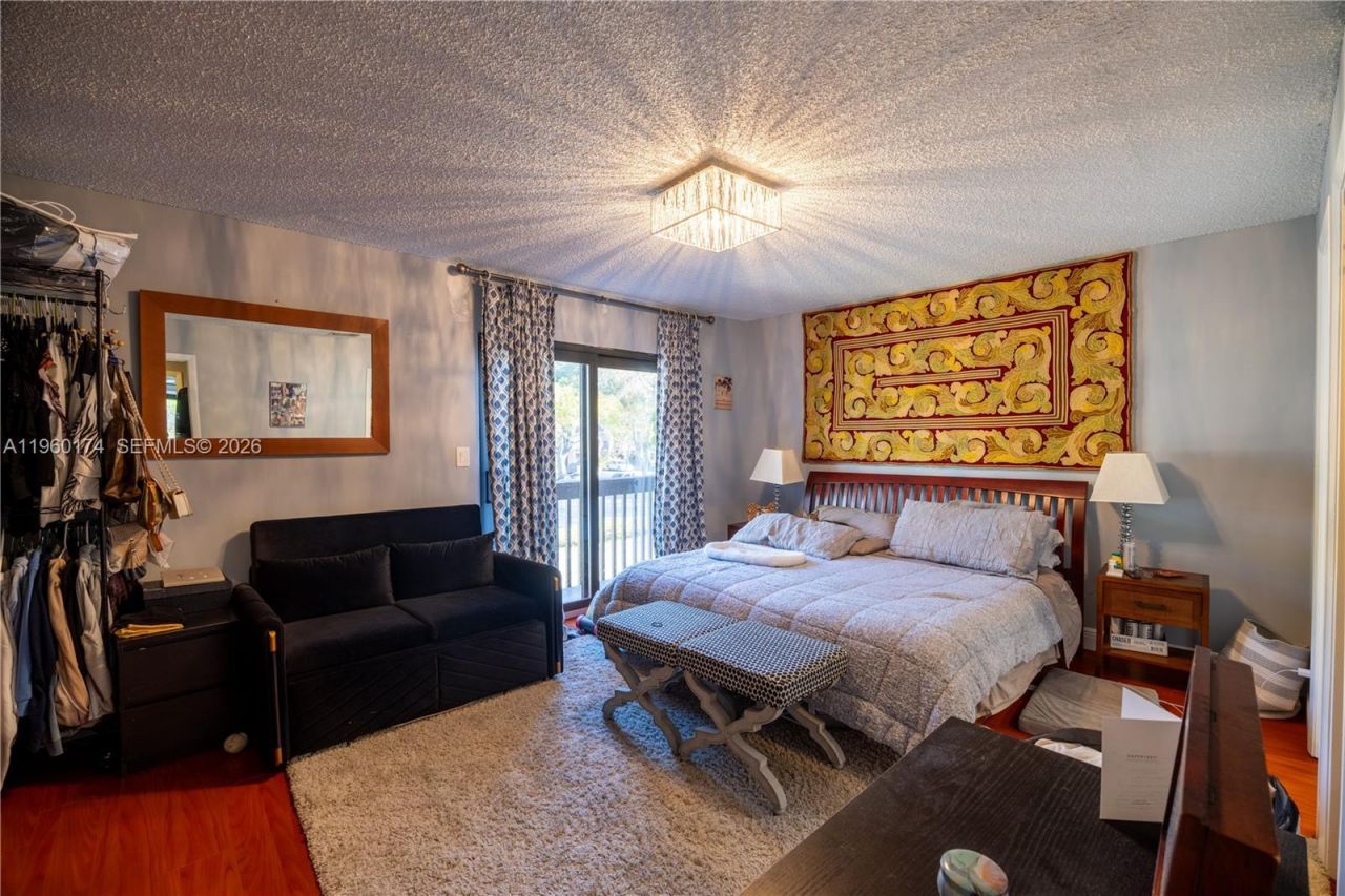 898 NW 47th St, Deerfield Beach, FL 33064 Photo