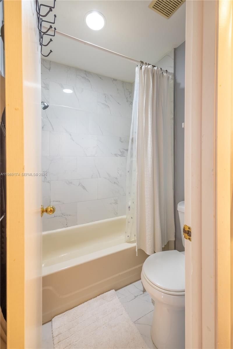 898 NW 47th St, Deerfield Beach, FL 33064 Photo